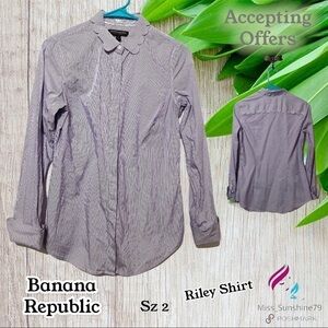 Banana Republic - Sz 2 - Riley shirt blue stripes